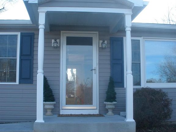 Inviting covered front entry