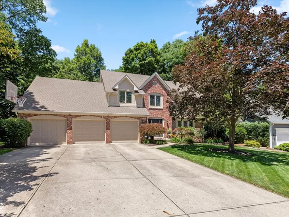 8922 Admirals Bay Dr, Indianapolis, IN 46236