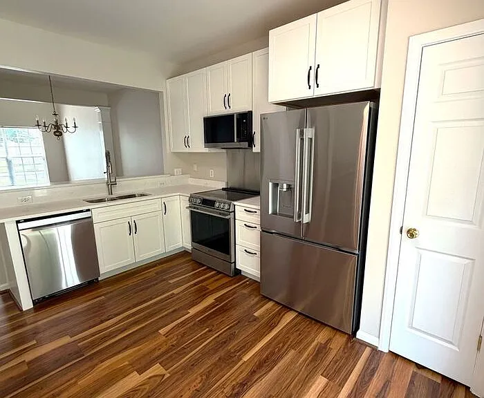 6834 Beverly Springs Dr — Photo 5