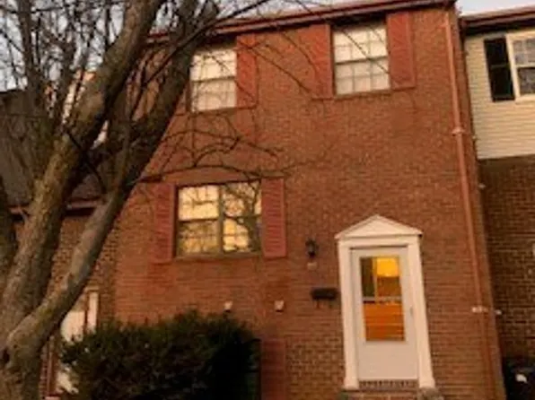 68 Pickersgill Sq, Owings Mills, MD 21117