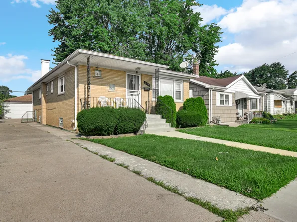 446 Greenbay Ave, Calumet City, IL 60409
