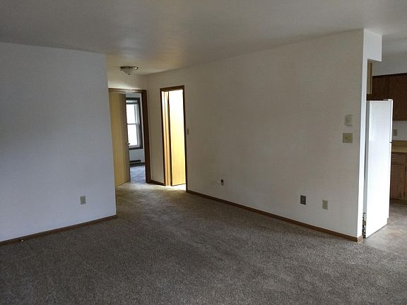 3rd image of W156N11533 Fond Du Lac Ave APT 4