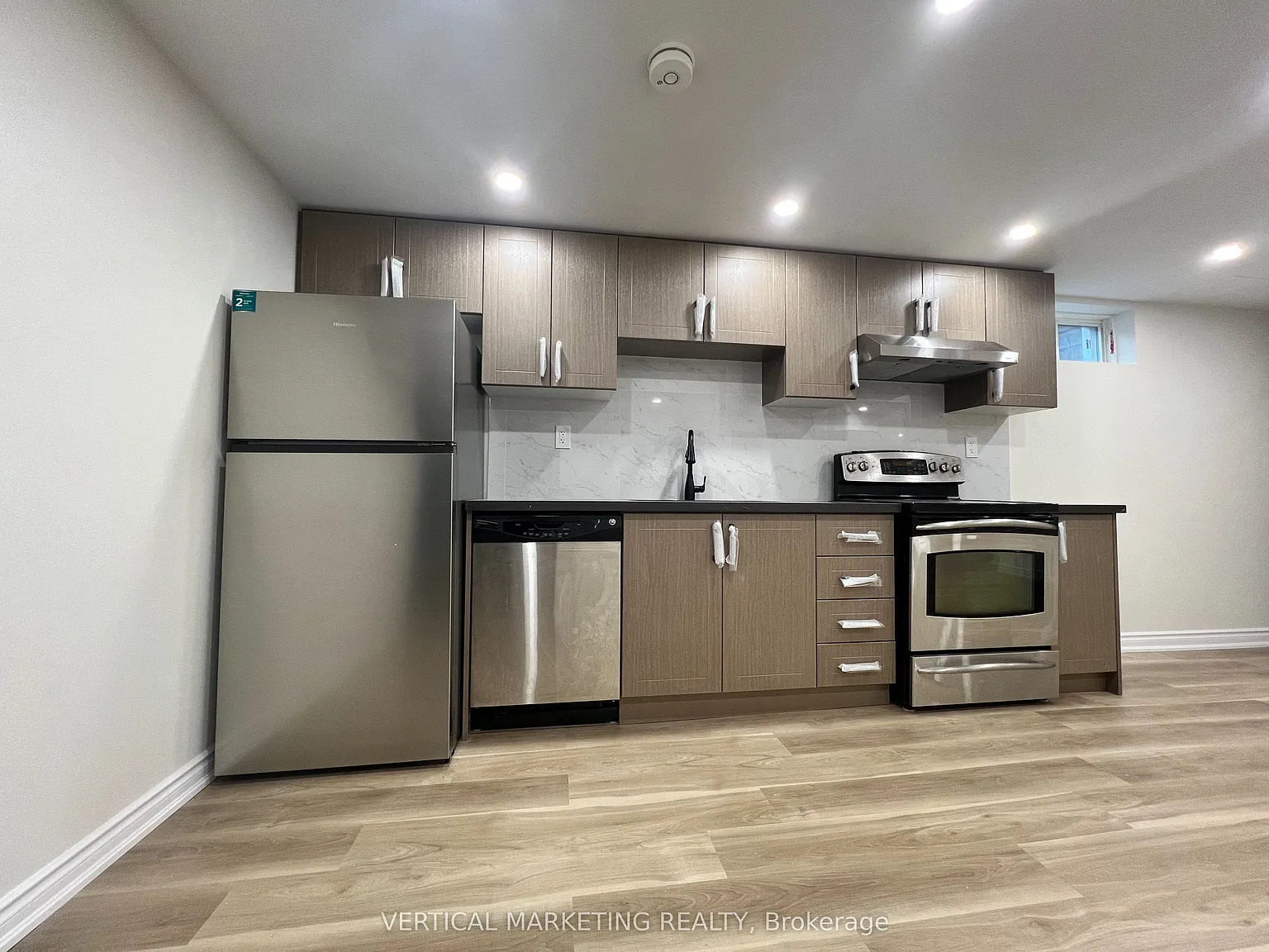 2 bed, $2,100 — Photo 3