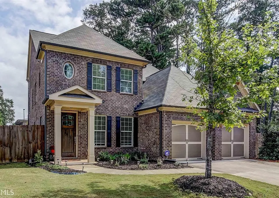 2625 Hickory Hill Dr SE