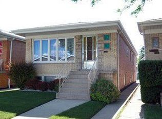 5736 S Massasoit Ave, Chicago, IL 60638