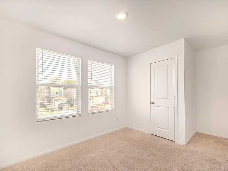 21458 Carosella Dr — Photo 21
