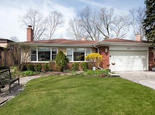 609 Leamington Ave, Wilmette, IL 60091