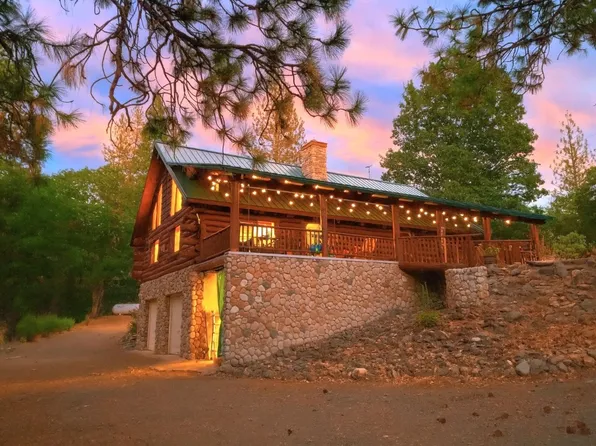 11601 Klamath River Rd, Yreka, CA 96097