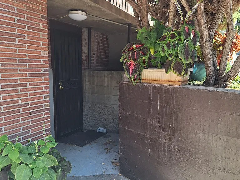 4625 W 25th Ave — Photo 2