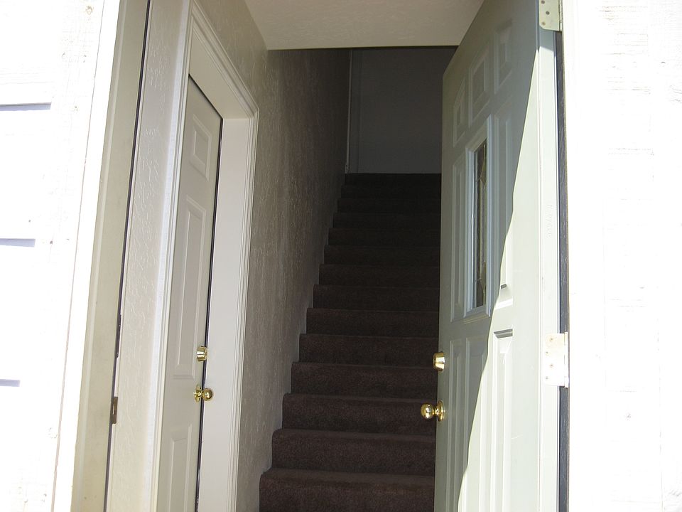2nd image of 1448 E Mackenzie Dr #1