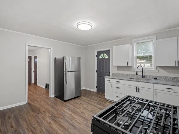 216 Frank St, Homestead, PA 15120