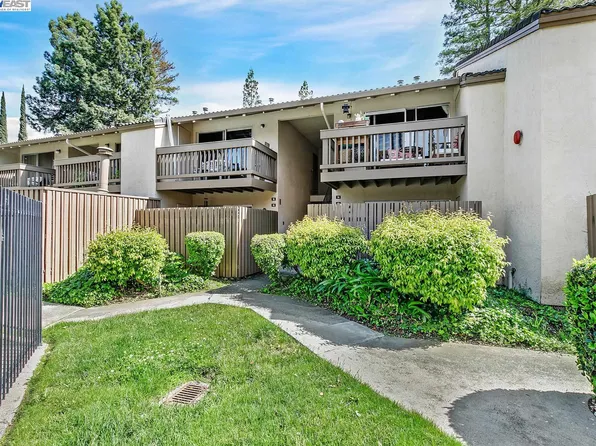 2730 Oak Rd APT 16, Walnut Creek, CA 94597