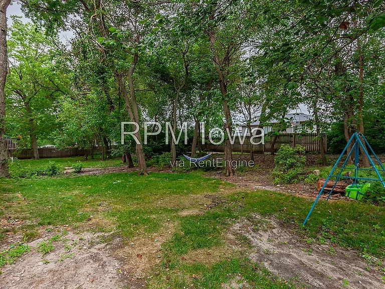 14440 Briarwood Ln — Photo 33