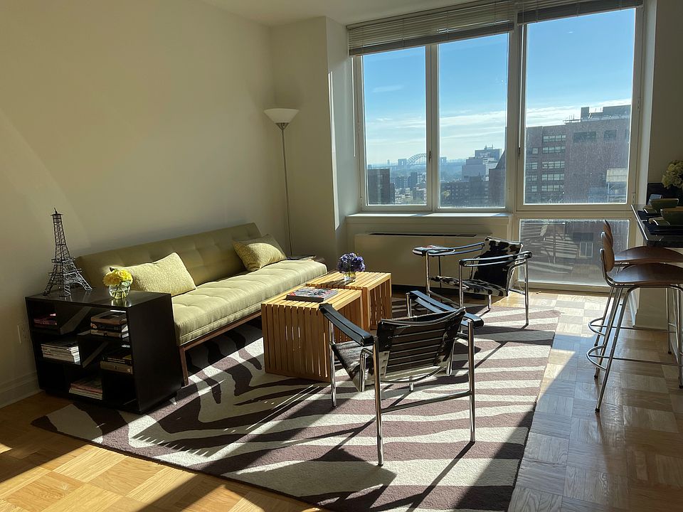 1st image of 1510 Lexington Ave APT 16e
