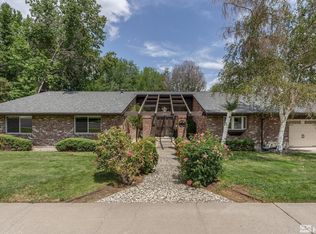 1905 Del Rio Ln, Reno, NV 89509