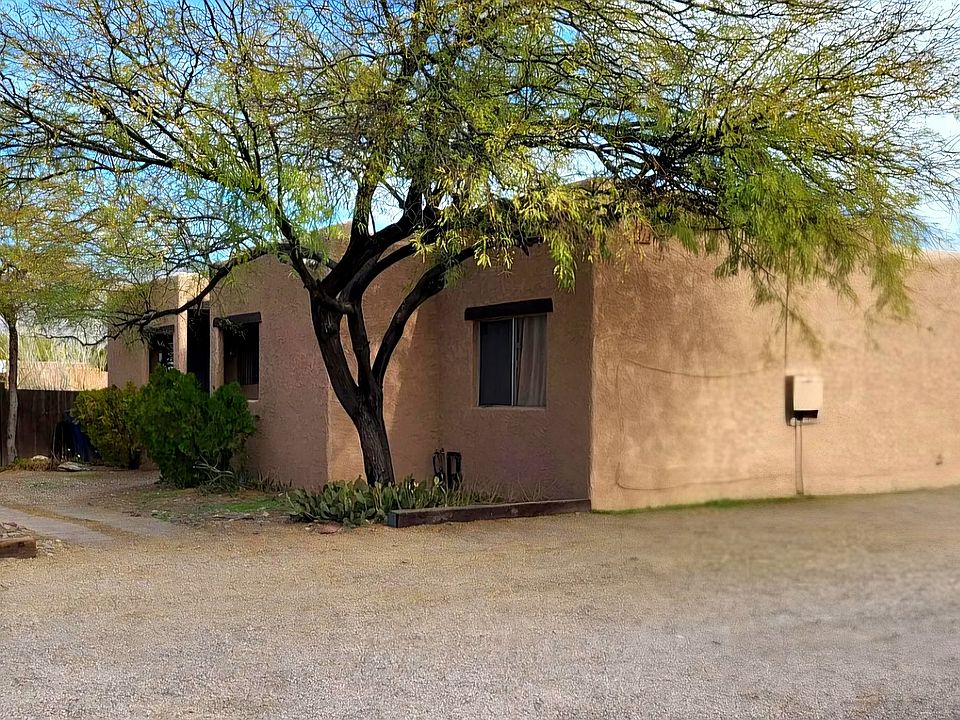 1st image of 3313 E Blacklidge Dr #1