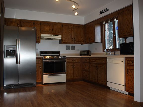 3rd image of 600 Crescenzo Ct Unit A