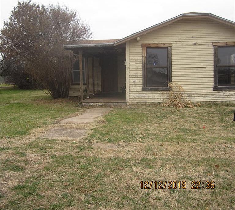 1st image of 502 Ash St
