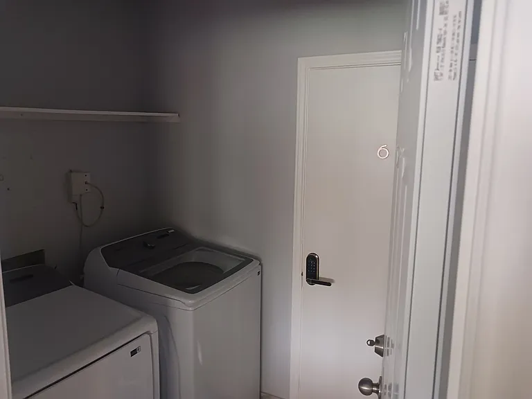 1814 Mill Pond Cir #6 — Photo 3