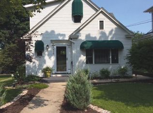 416 S Kane St, Burlington, WI 53105