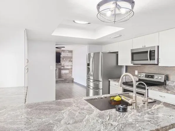 3227 E ENID Avenue, Mesa, AZ 85204