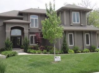 10602 W 163rd Ter, Overland Park, KS 66221
