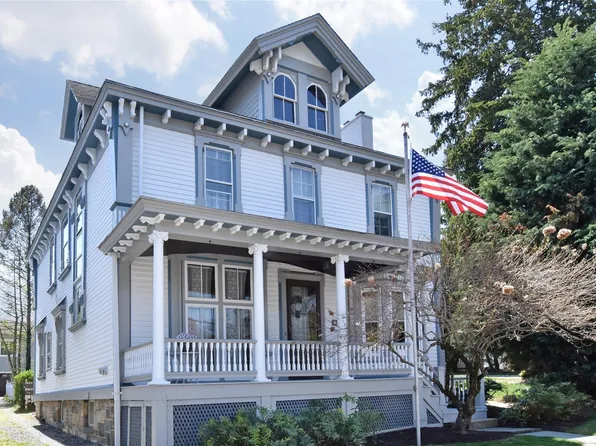 18 E Clinton Avenue, Irvington, NY 10533