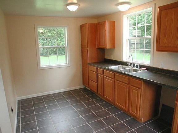 2nd image of 138 Coldwater Ave