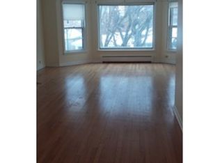 2728 W Farragut Ave #2, Chicago, IL 60625