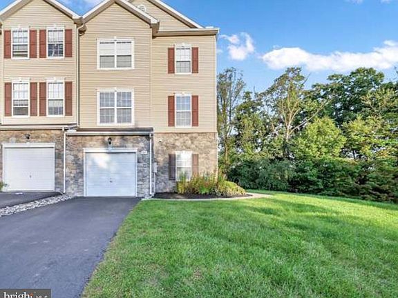 5th image of 427 Marion Rd #427