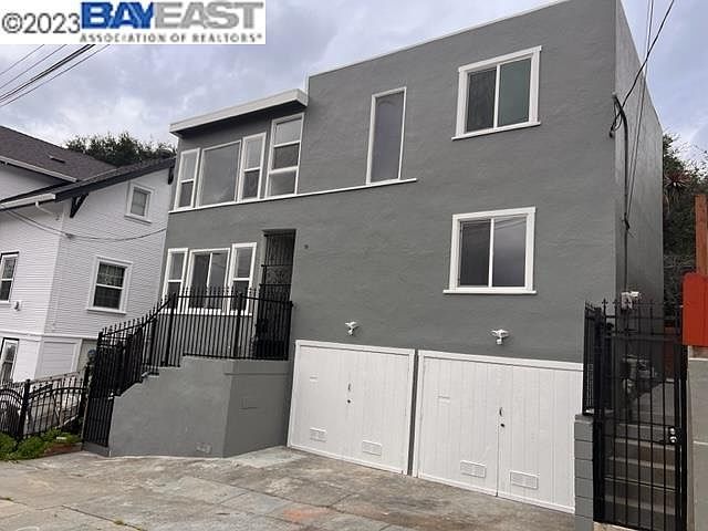 1st image of 3316 Elliot St