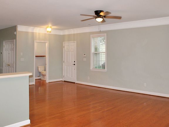 5th image of 1054 Bristlecone Ln