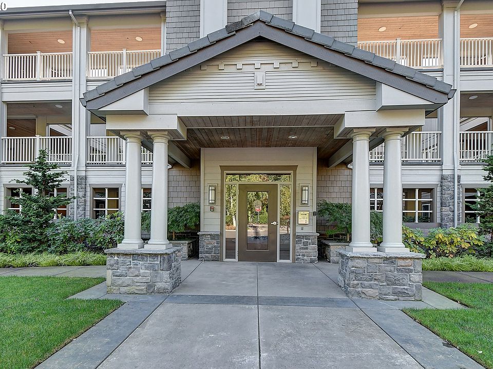 1st image of 5605 SE Scenic Ln Unit 103