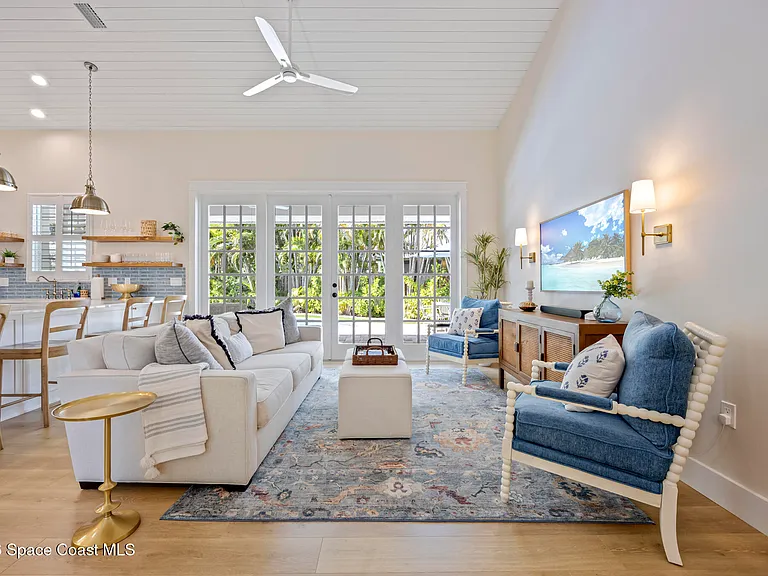 6774 Angeles Rd — Photo 15