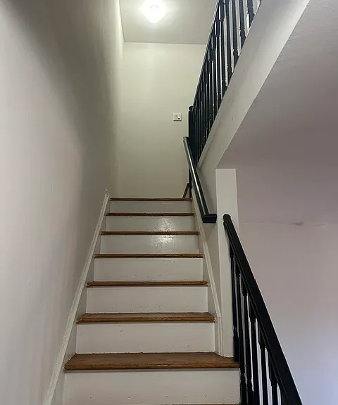 24 Middle Neck Rd #2G — Photo 8