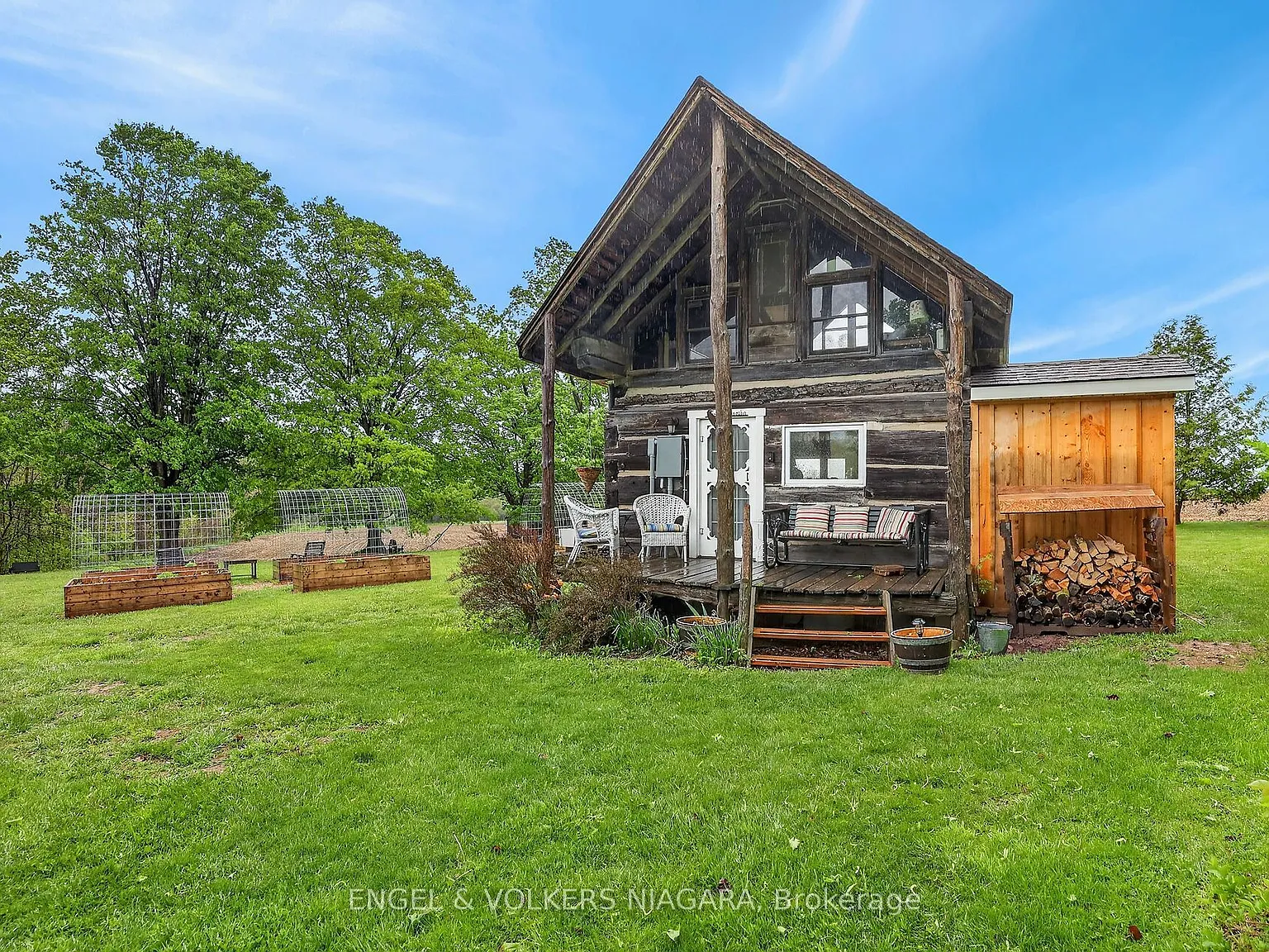 1 bed, $2,400 — Photo 3
