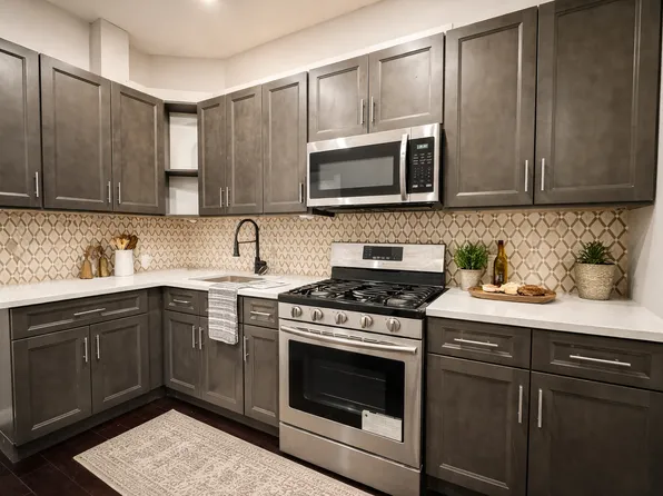 8272 88th Ln, Ridgewood, NY