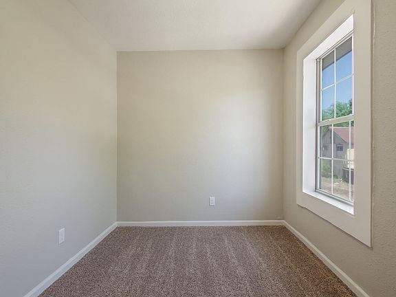 4th image of 1023 W Woodlawn Ave #2-3-4