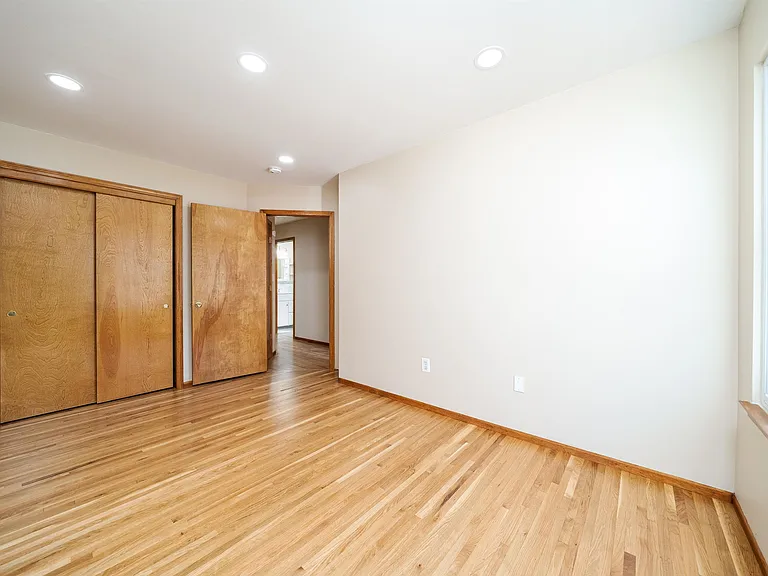 149 Hobart Ave #1 — Photo 8