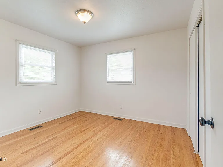 615 Bravo St — Photo 13