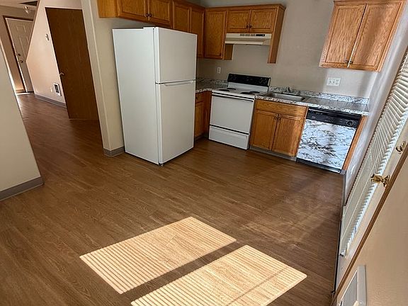 3rd image of 222 N 12th St APT 4