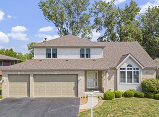 3131 Rosiclaire Ct, South Chicago Heights, IL 60411