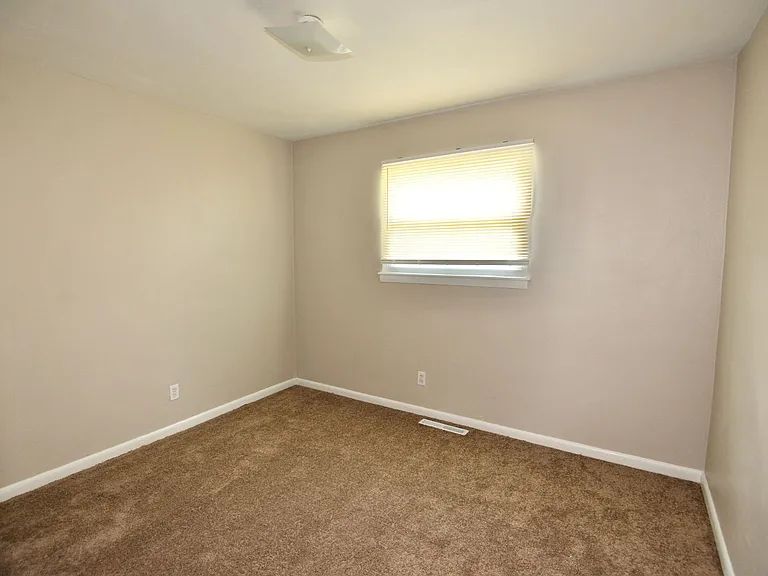 278 Appian Ave — Photo 16