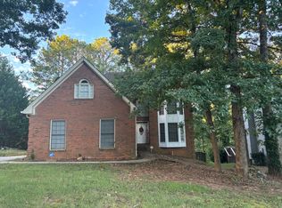 1406 Crooked Tree Cir, Stone Mountain, GA 30088