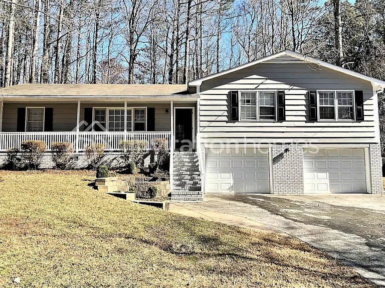690 Teague Dr NW — Photo 1