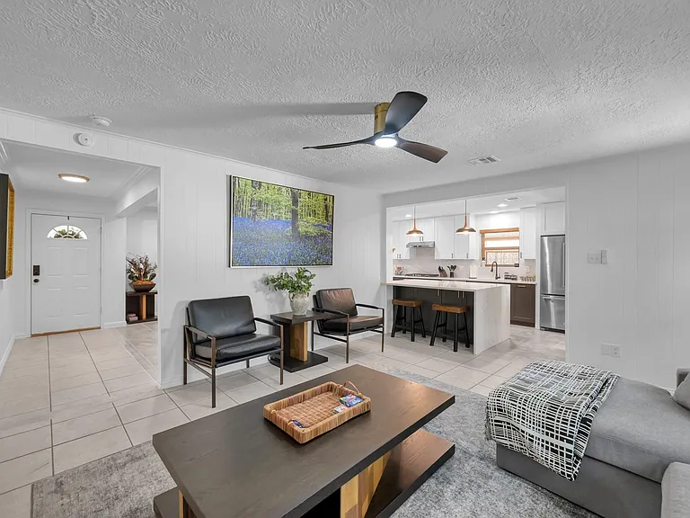 28926 Twisted Oak Dr — Photo 10