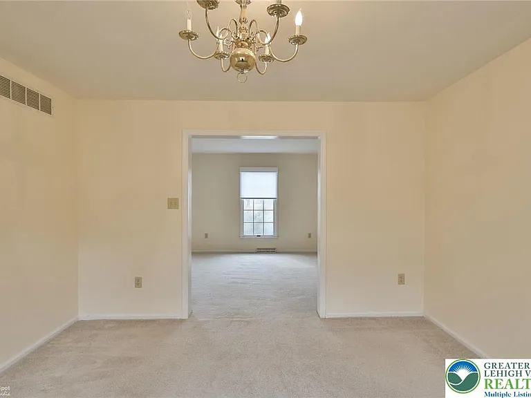 4059 Wedgewood Rd — Photo 13