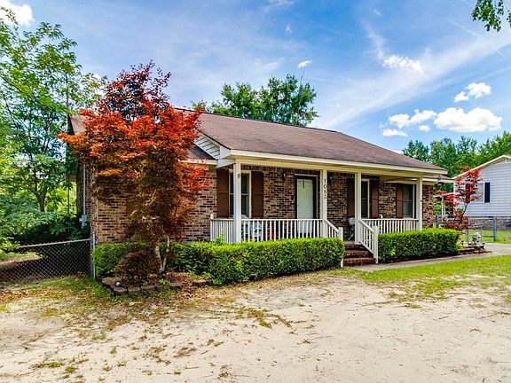 2nd image of 1083 Critzer Dr