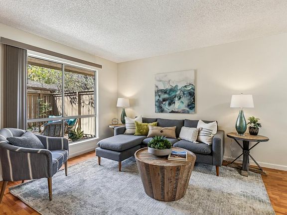5th image of 131 Palo Verde Ter