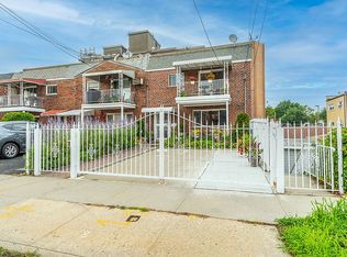 704 Hollywood Ave, Bronx, NY 10465